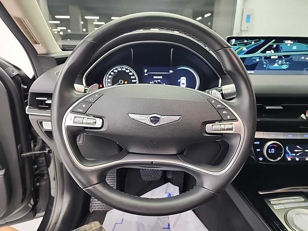 Genesis G80 - Vista 9