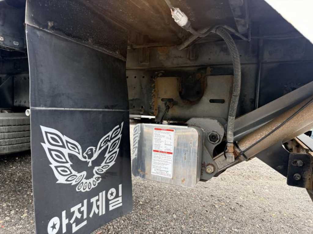 medium and large cargo truck 2016 Blanco - Importación desde Corea - HF Imports Iquique - Foto 13