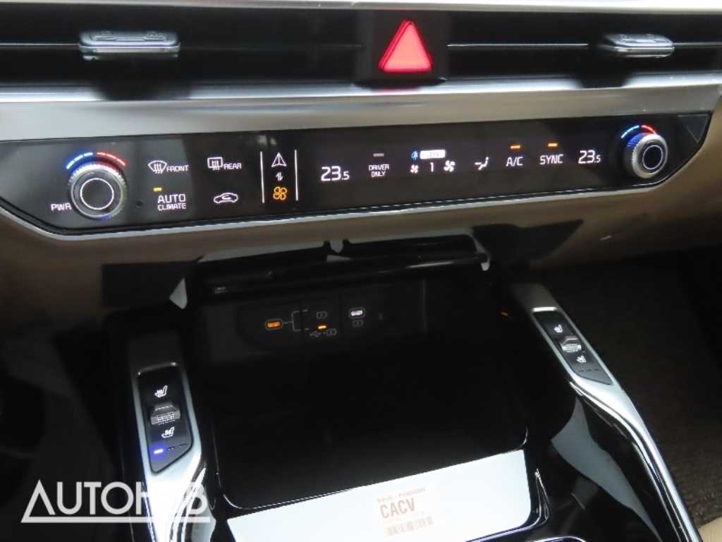 KIA Sorento - Vista 8
