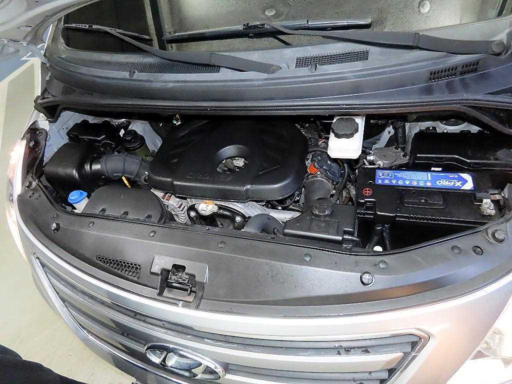 HYUNDAI Starex 2017 Gris - Importación desde Corea - HF Imports Iquique - Foto 17