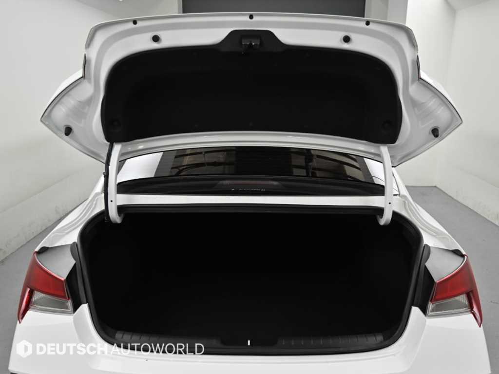 HYUNDAI Avante 2026 Blanco - Importación desde Corea - HF Imports Iquique - Foto 19