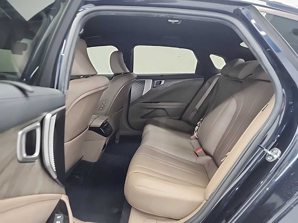 KIA K8 - Vista 12