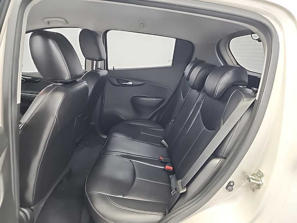 Chevrolet Spark - Vista 12