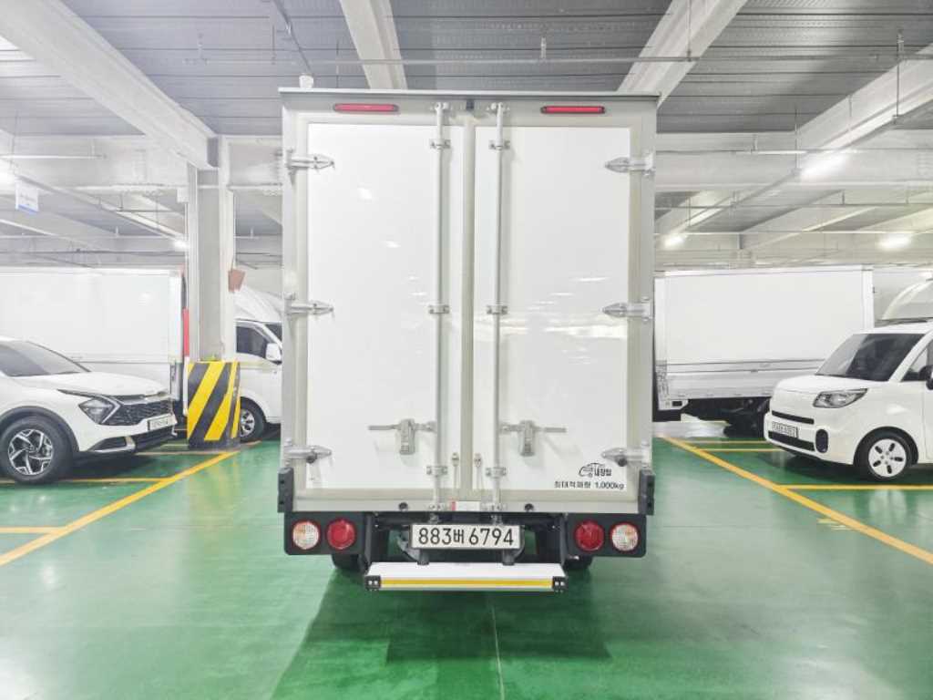 Small Truck Normal Box(High Deck) - Vista 8