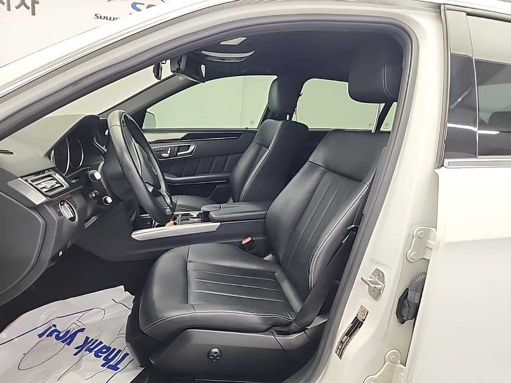 Mercedes Benz E class - Vista 11