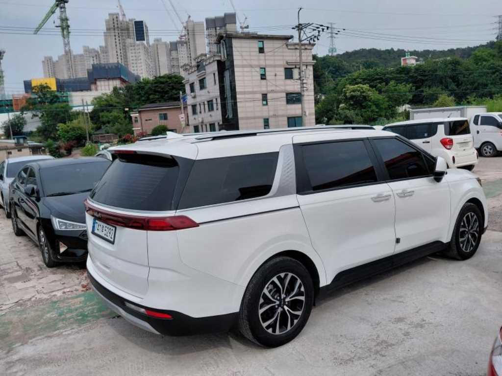 KIA Carnival - Vista 2