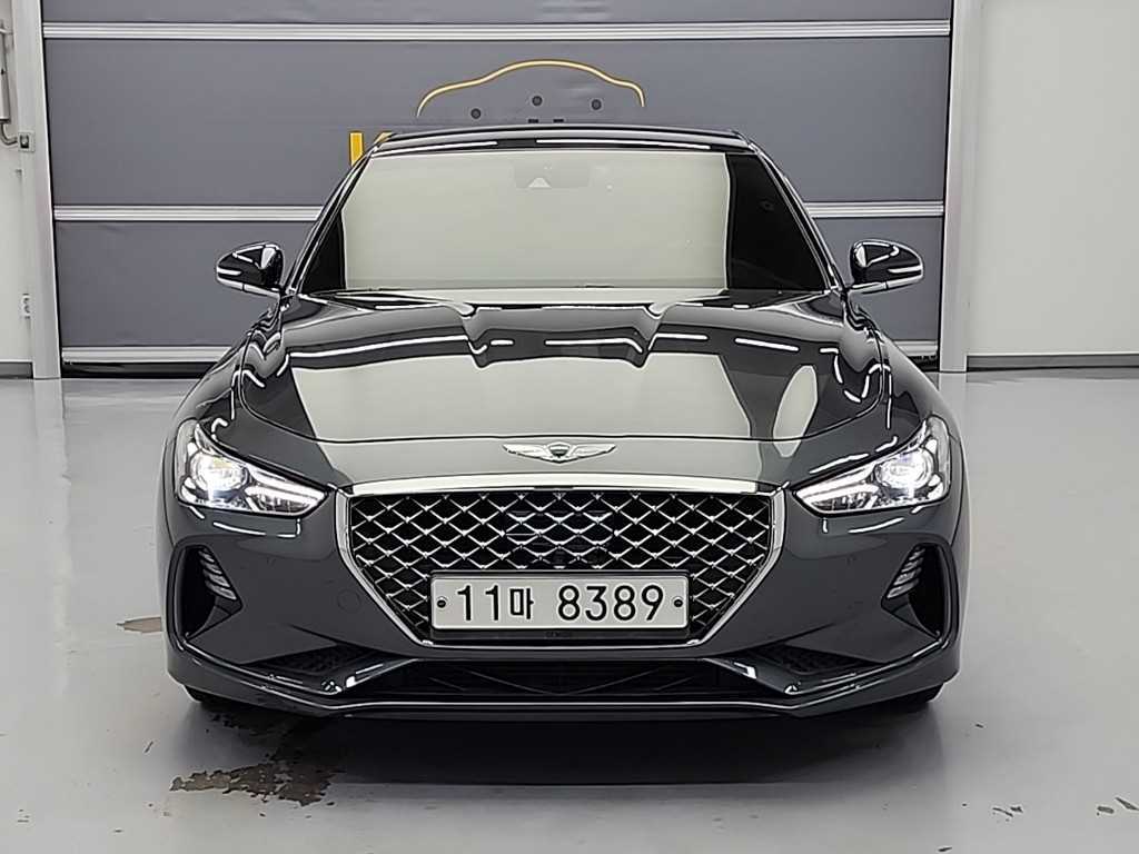 Genesis G70 - Vista 3