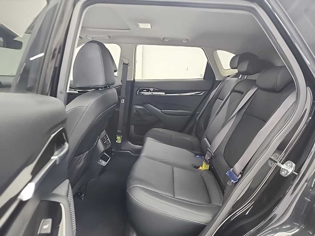 KIA Seltos - Vista 12