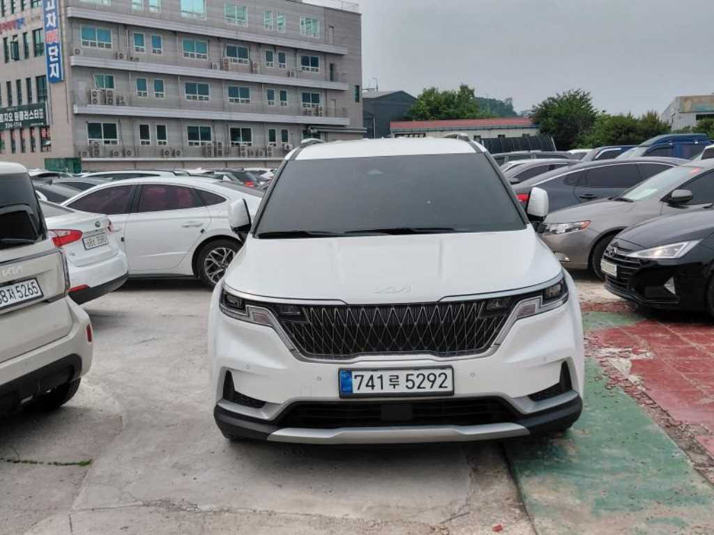 KIA Carnival - Vista 3
