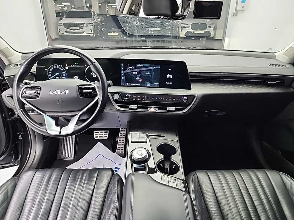 KIA K8 - Vista 7