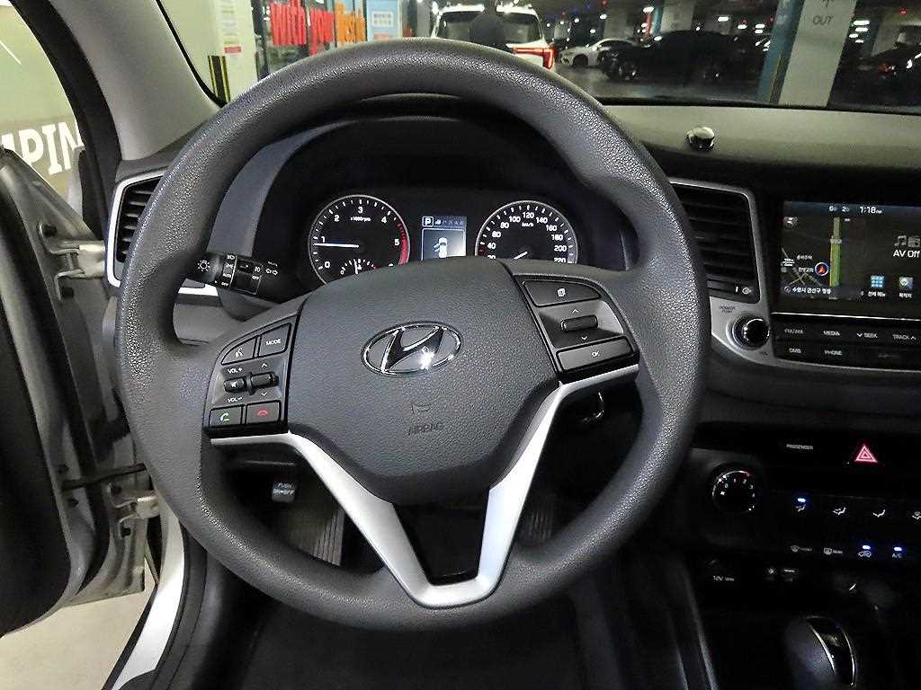 HYUNDAI Tucson - Vista 8
