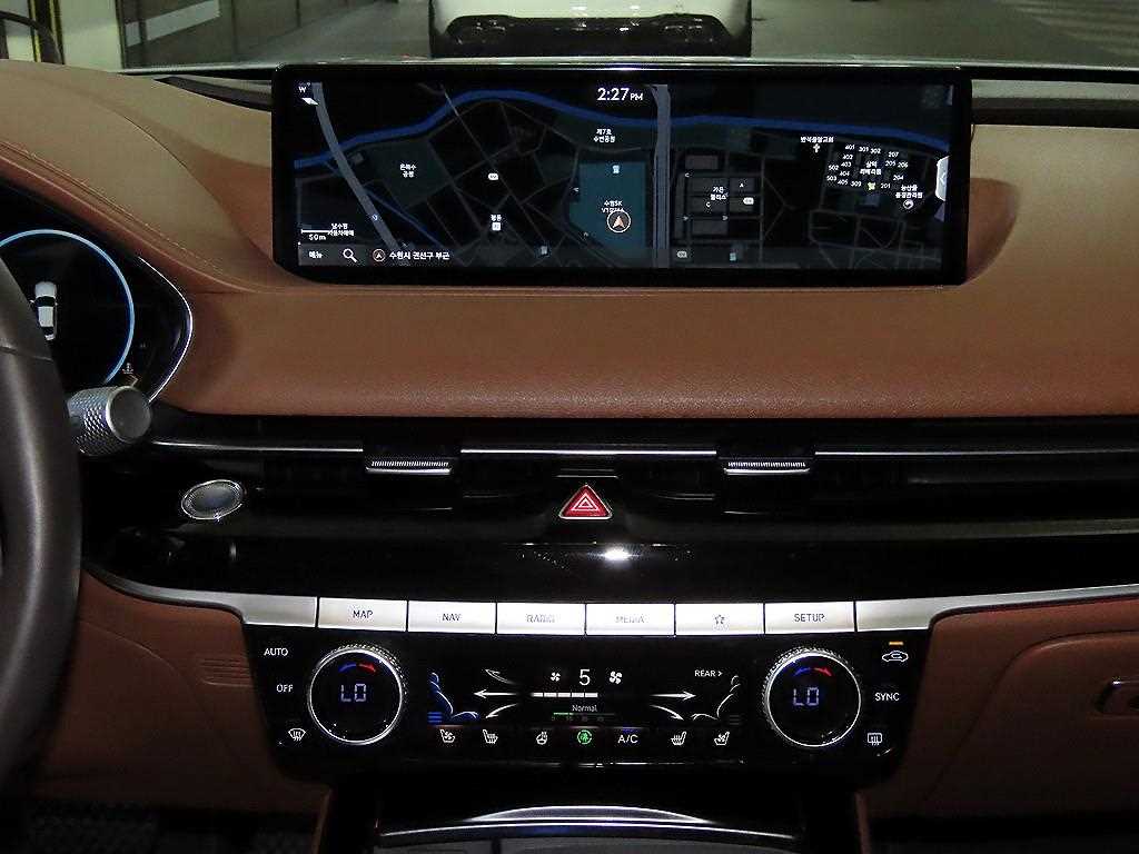Genesis G80 - Vista 11