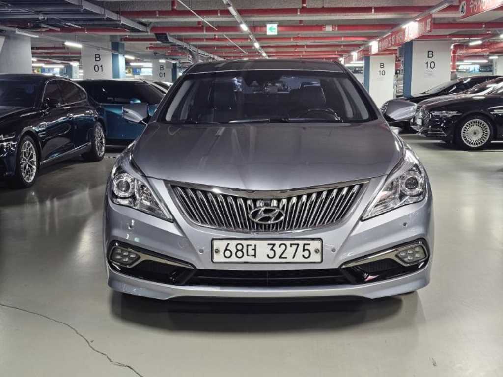 HYUNDAI Grandeur - Vista 2
