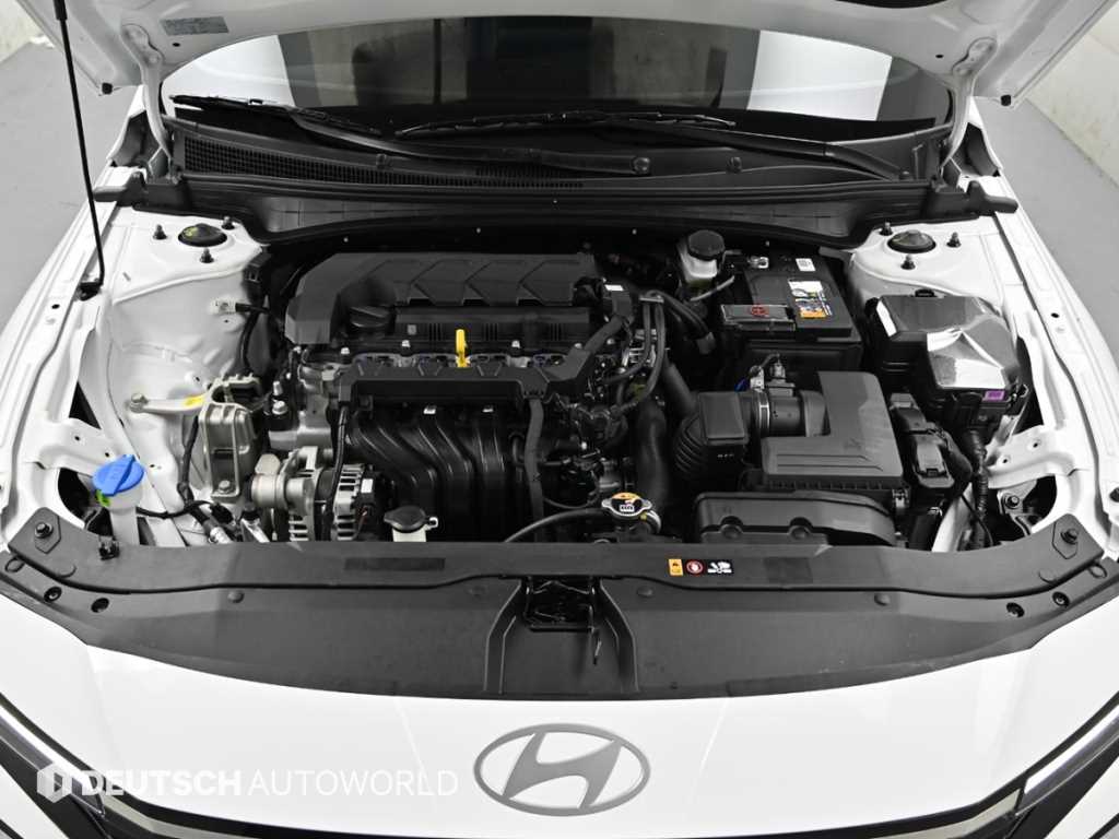 HYUNDAI Avante - Vista 6