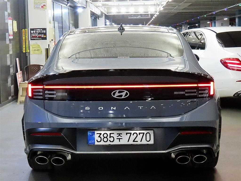 HYUNDAI Sonata - Vista 5