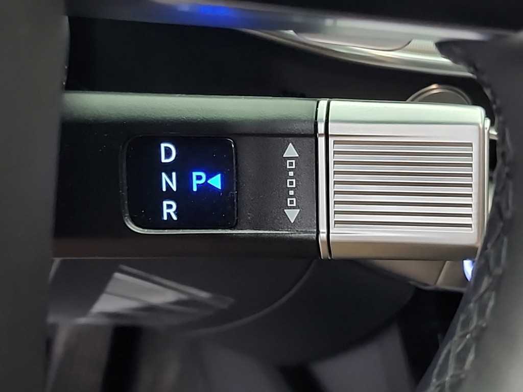 HYUNDAI Grandeur - Vista 8