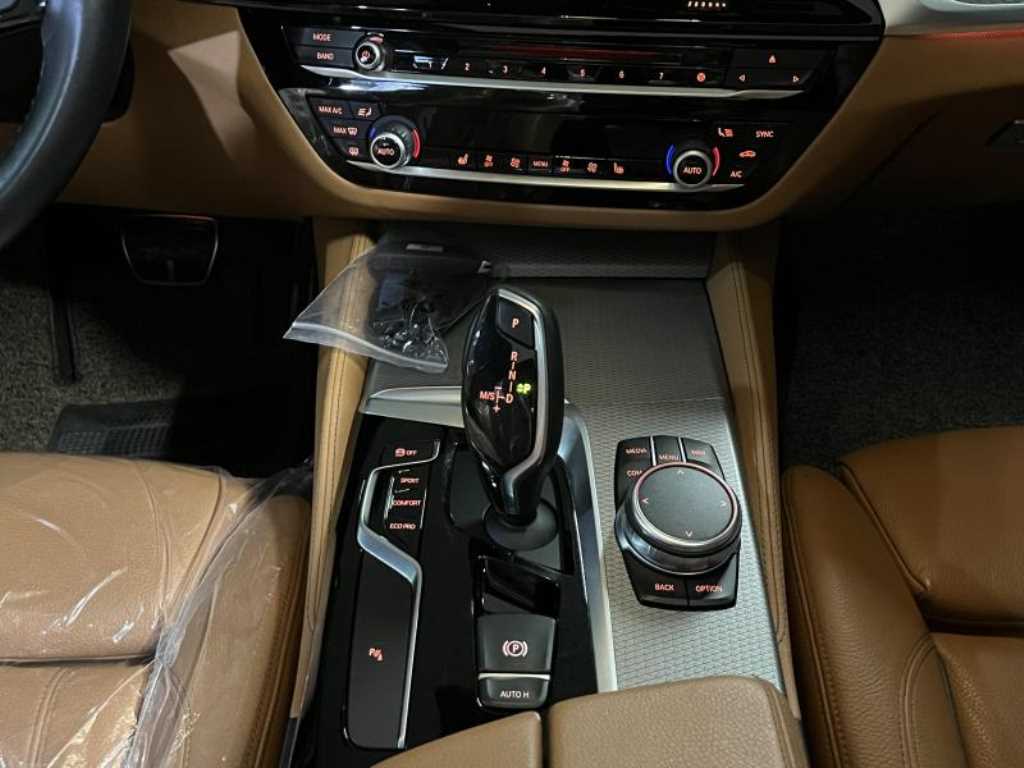 BMW 5 Series - Vista 9