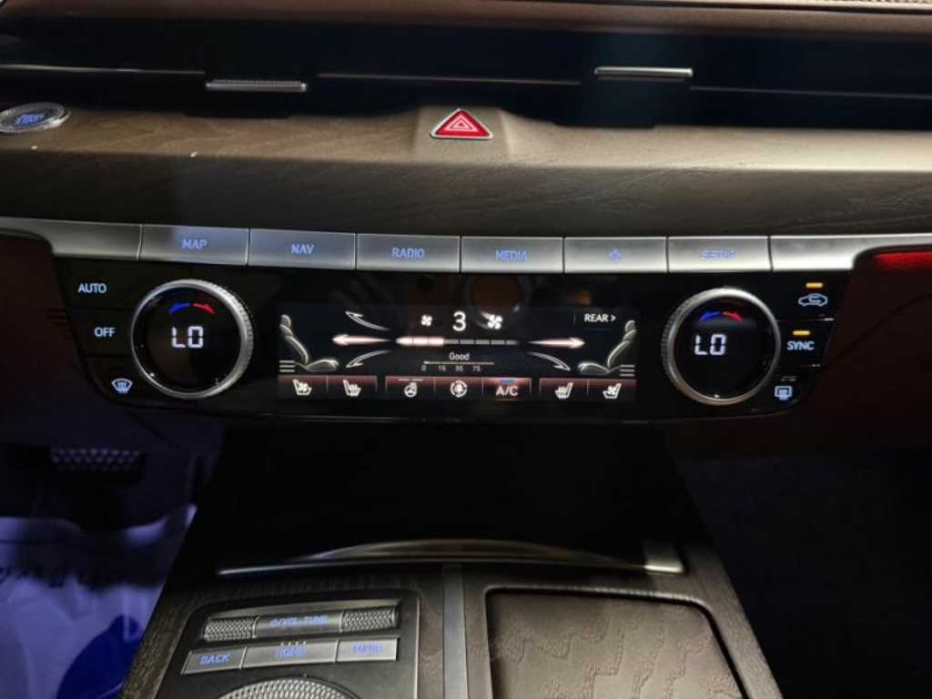 Genesis G80 - Vista 11