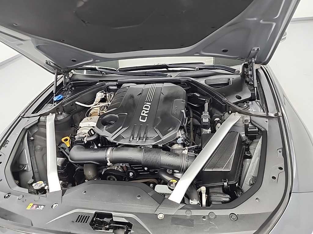 Genesis G70 - Vista 6