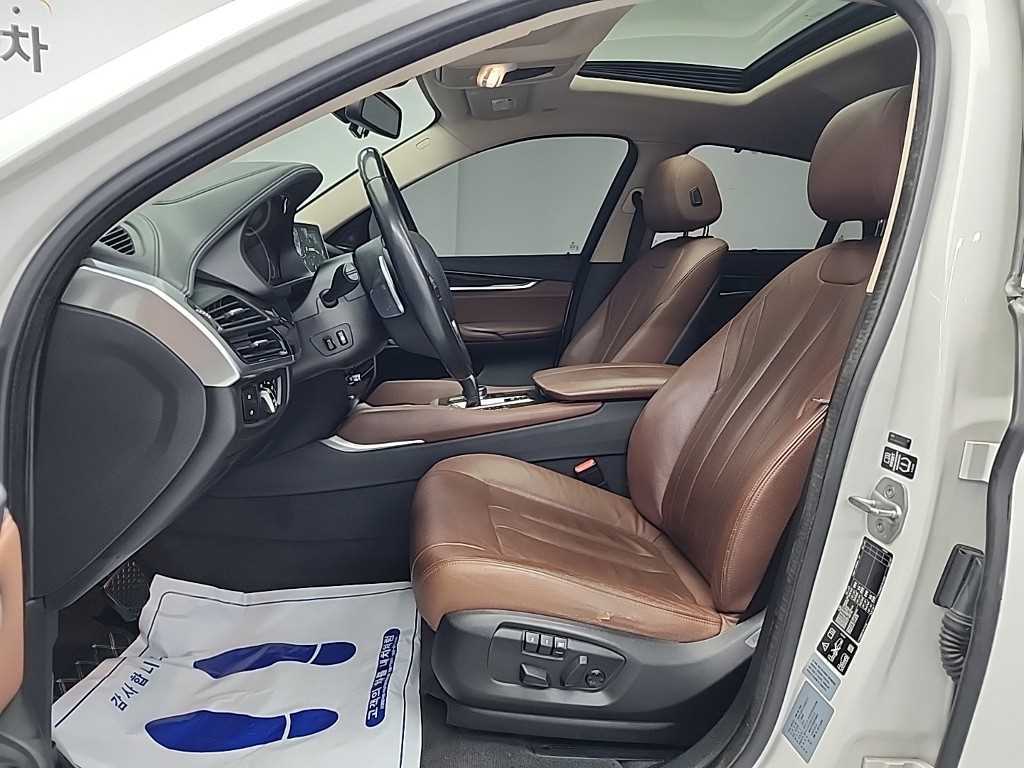 BMW X6 - Vista 11