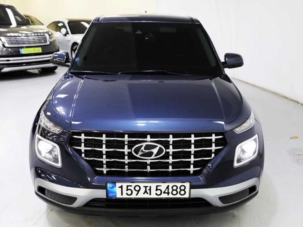 HYUNDAI Venue - Vista 2