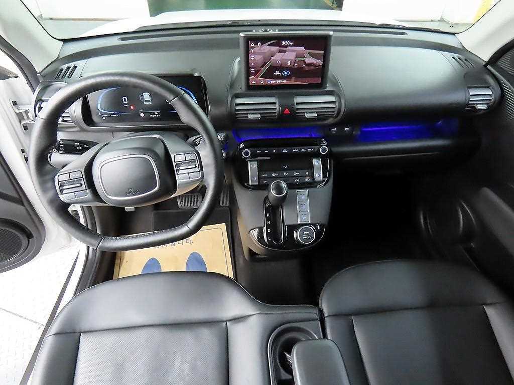 HYUNDAI Casper - Vista 8
