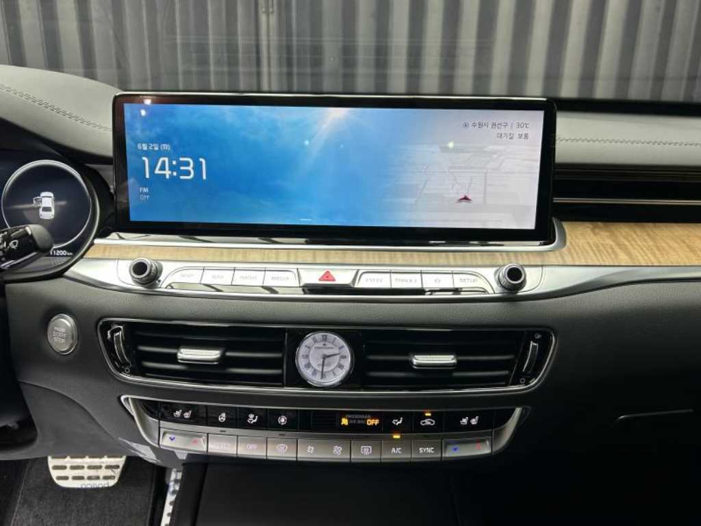 KIA K9 - Vista 10