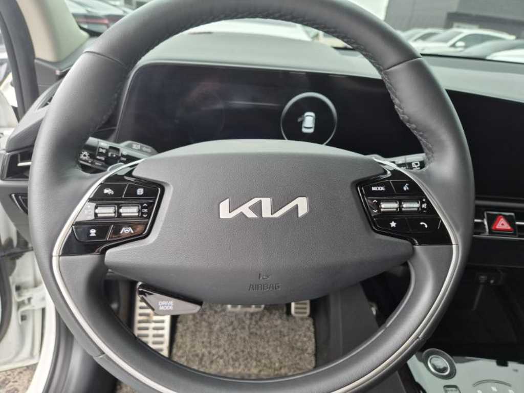 KIA Niro - Vista 12