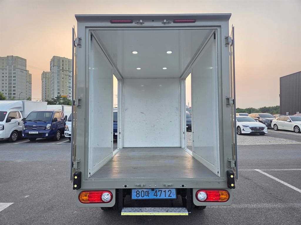 Small Truck Normal Box(High Deck) - Vista 5