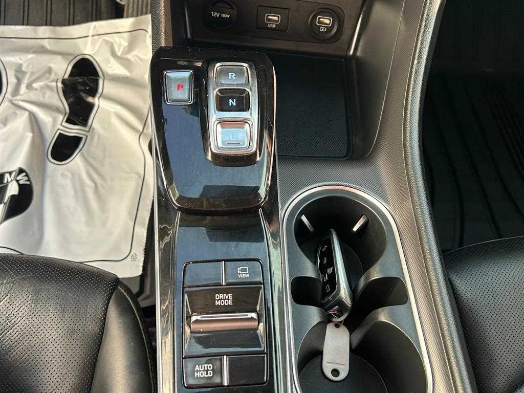 HYUNDAI Sonata - Vista 11