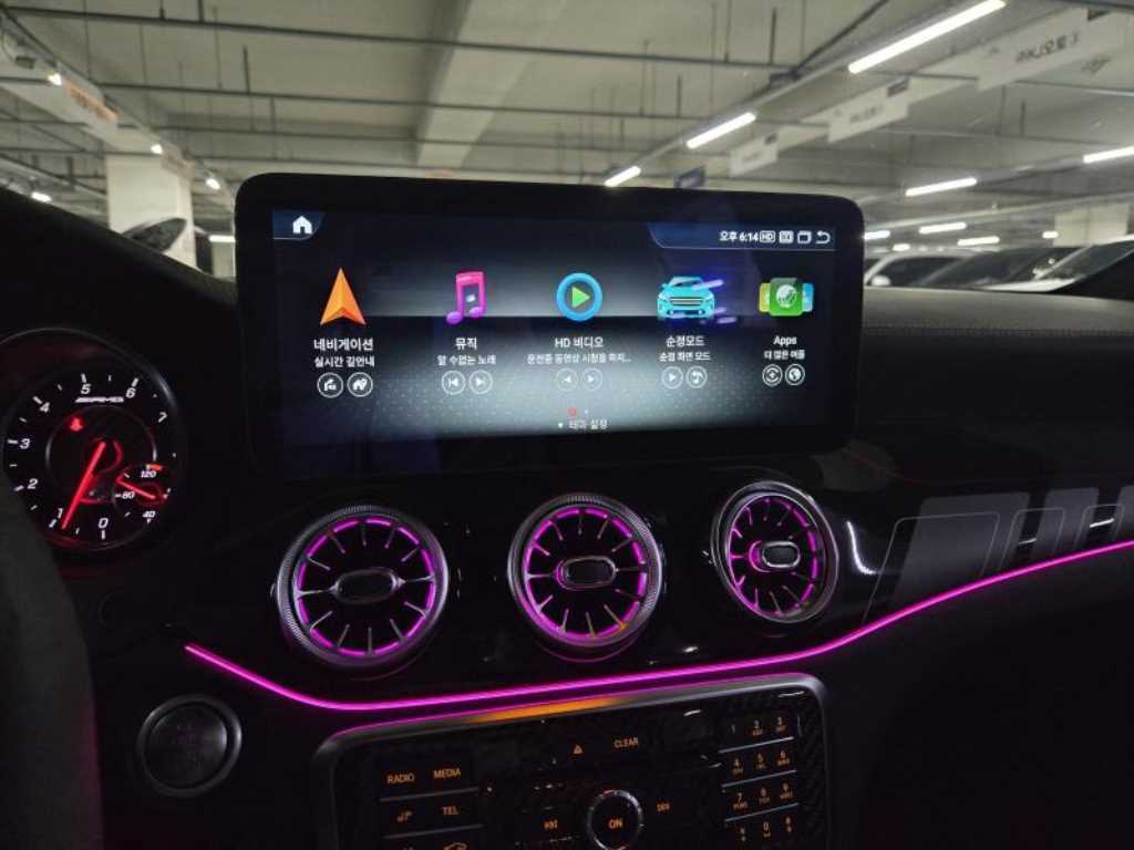 Mercedes Benz GLA Class - Vista 9