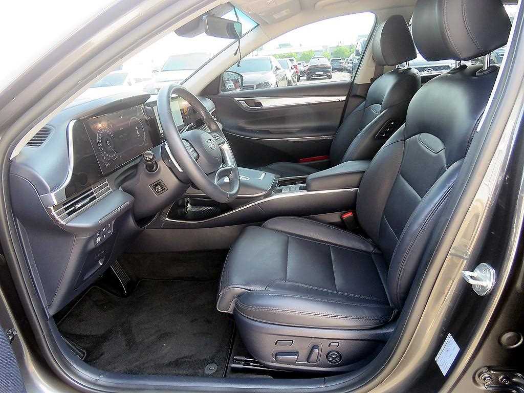 HYUNDAI Grandeur - Vista 6