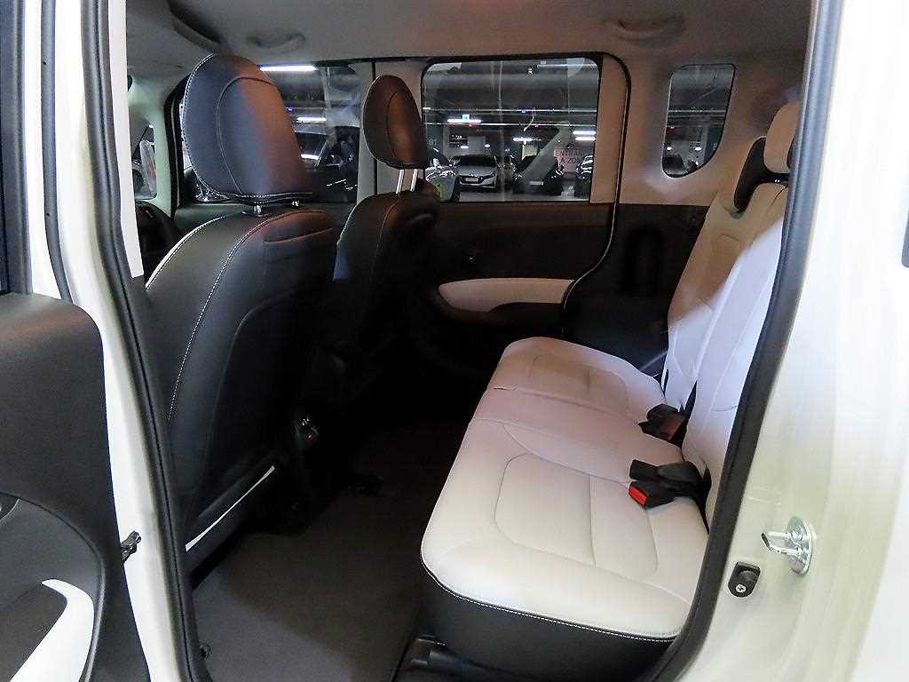 KIA Ray - Vista 8