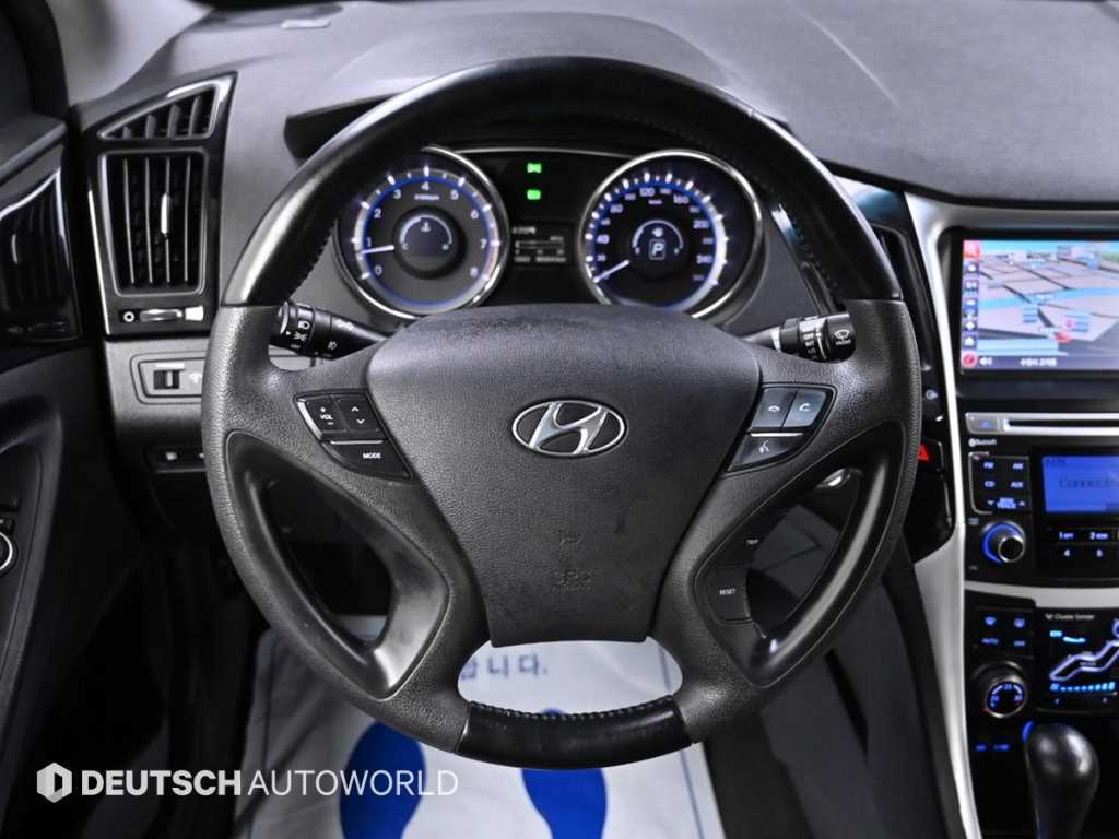 HYUNDAI Sonata 2011 Negro - Importación desde Corea - HF Imports Iquique - Foto 13