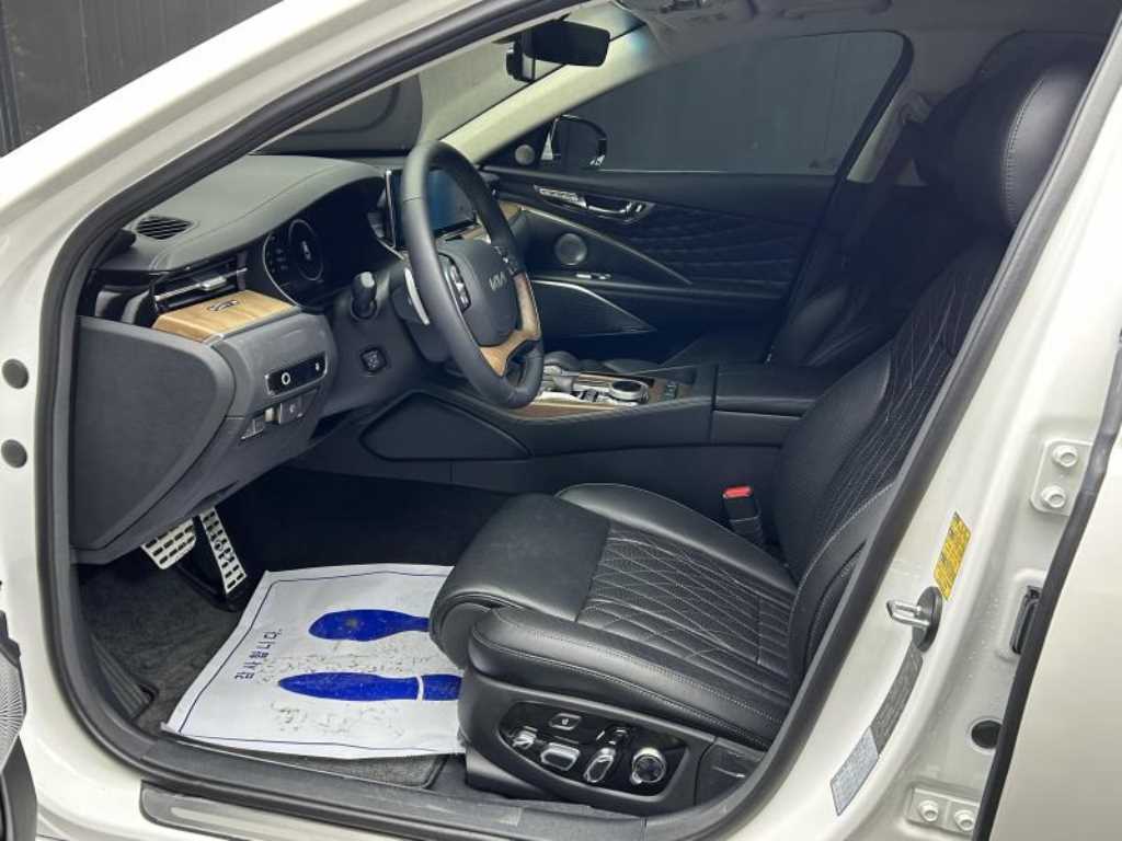 KIA K9 - Vista 7