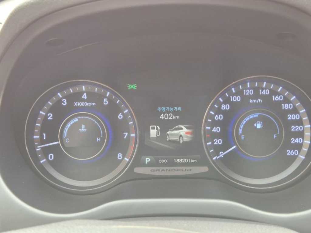 HYUNDAI Grandeur 2014 Negro - Importación desde Corea - HF Imports Iquique - Foto 16