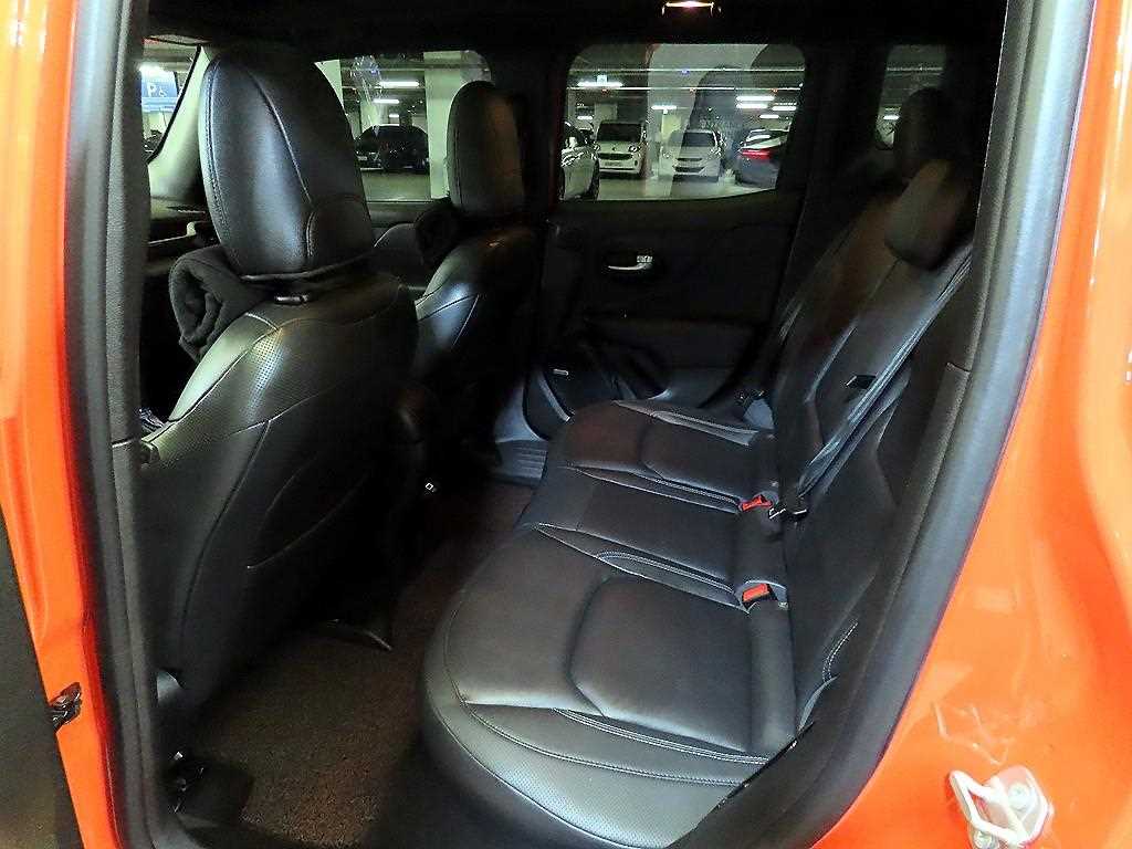 Jeep Renegade - Vista 7