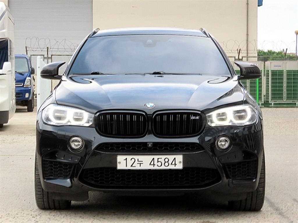 BMW X6M 2018 Negro - Importación desde Corea - HF Imports Iquique - Foto 1