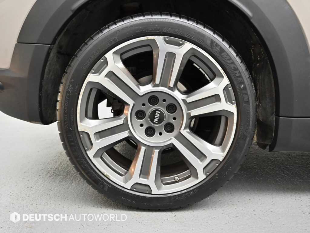 Mini Countryman - Vista 5