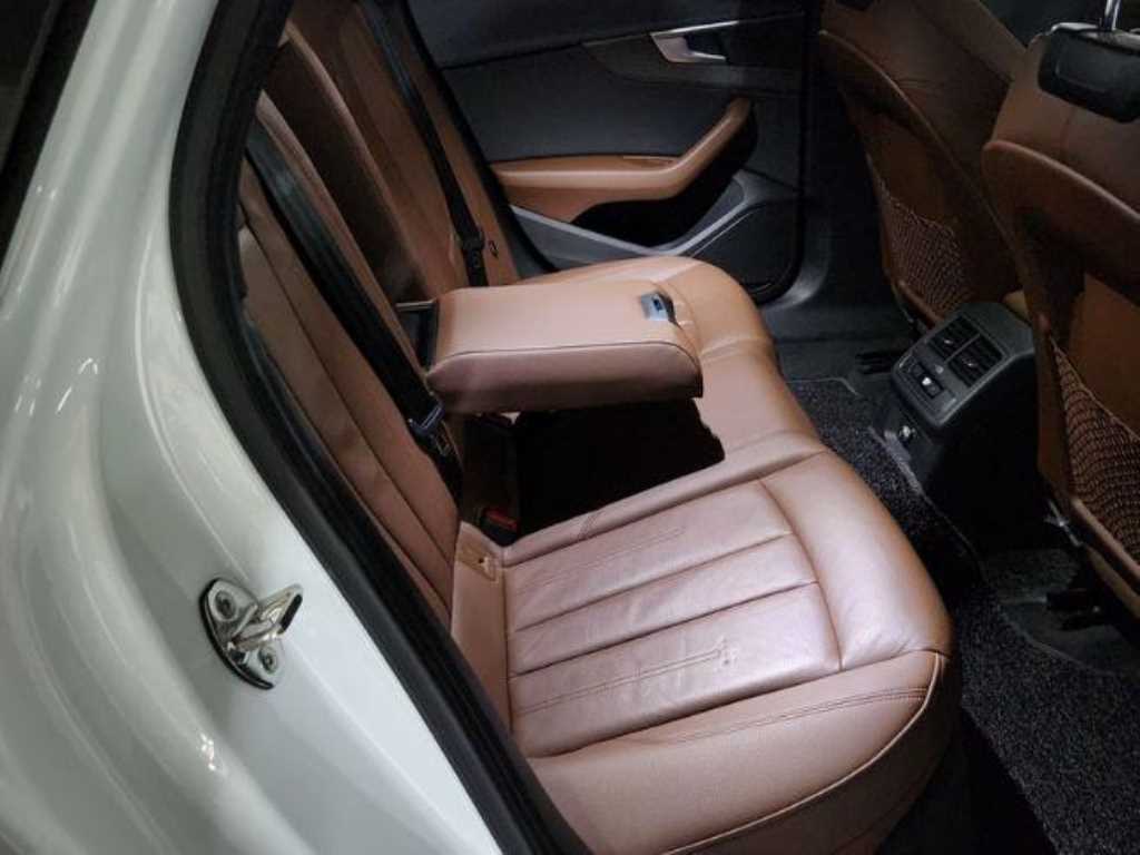 Audi A4 - Vista 5