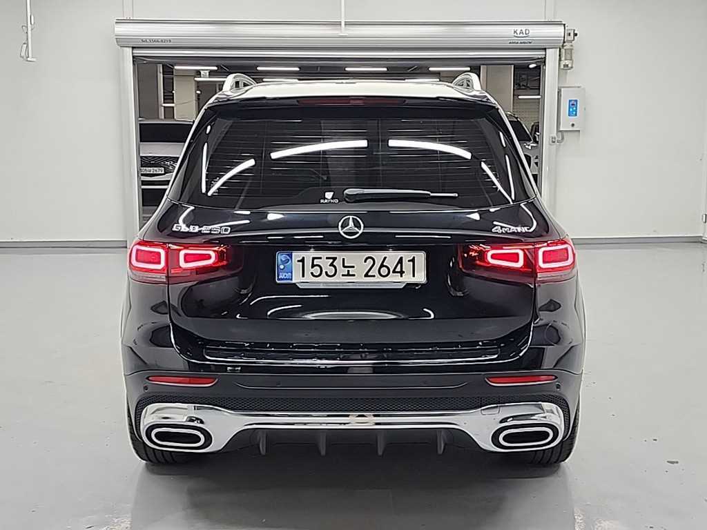 Mercedes Benz GLB Class - Vista 3