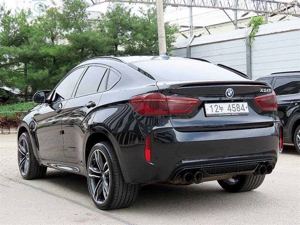 BMW X6M - Vista 3