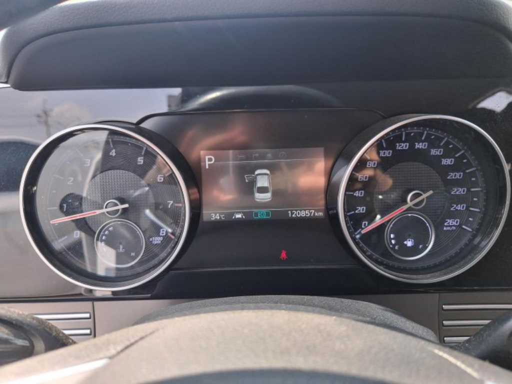 HYUNDAI Grandeur - Vista 8