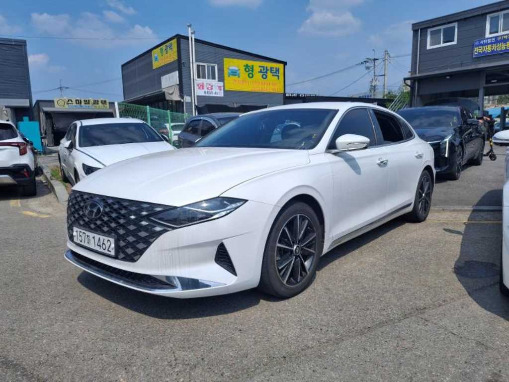 HYUNDAI Grandeur - Vista 2