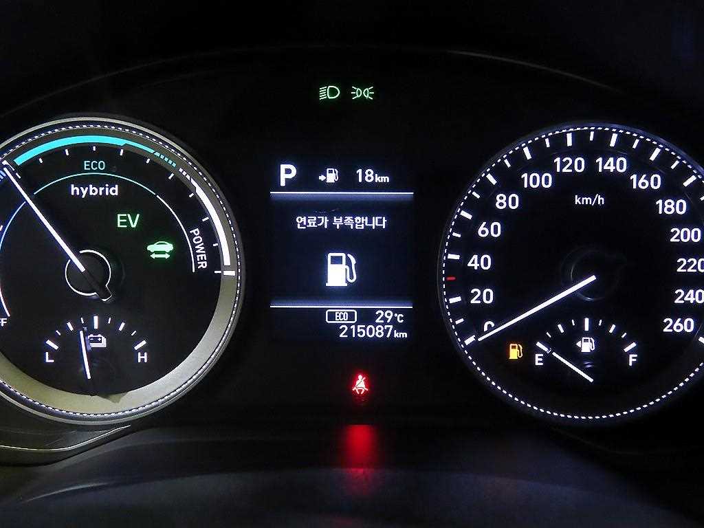 HYUNDAI Grandeur - Vista 9
