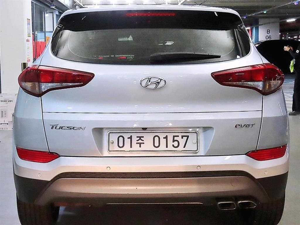 HYUNDAI Tucson - Vista 5