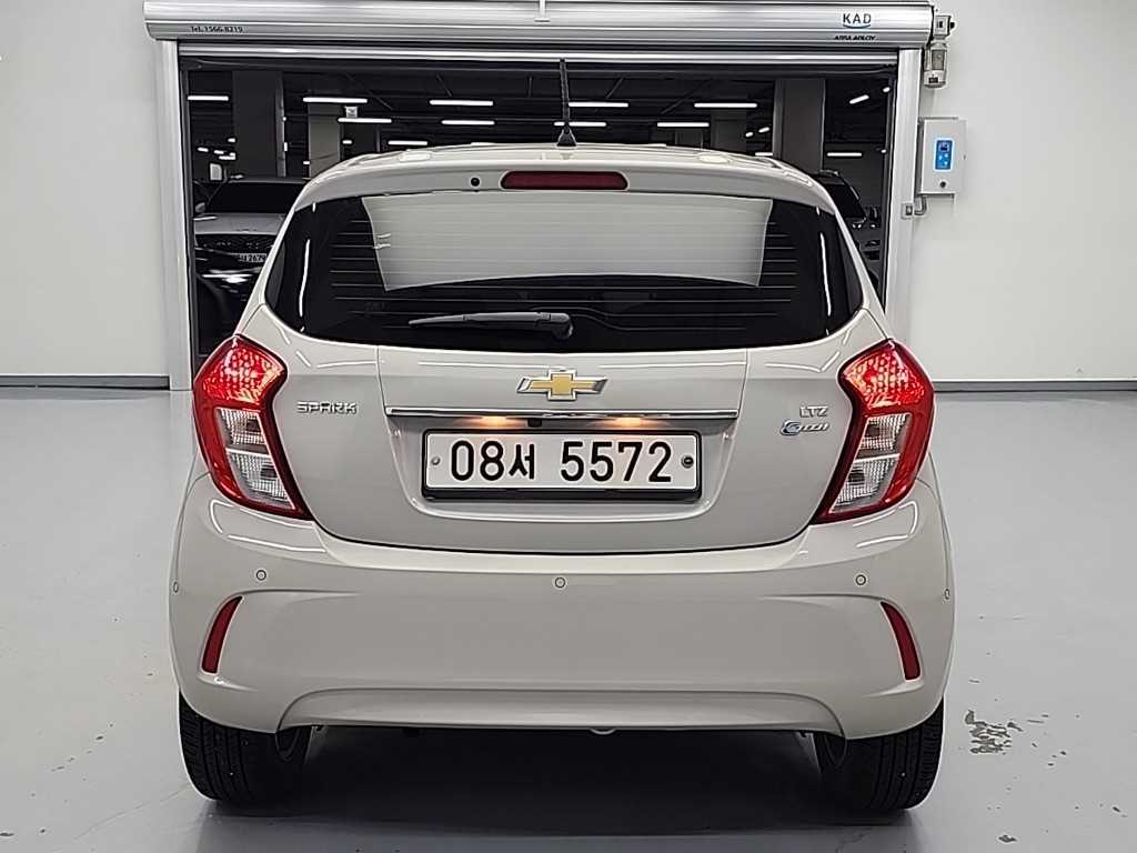Chevrolet Spark - Vista 3