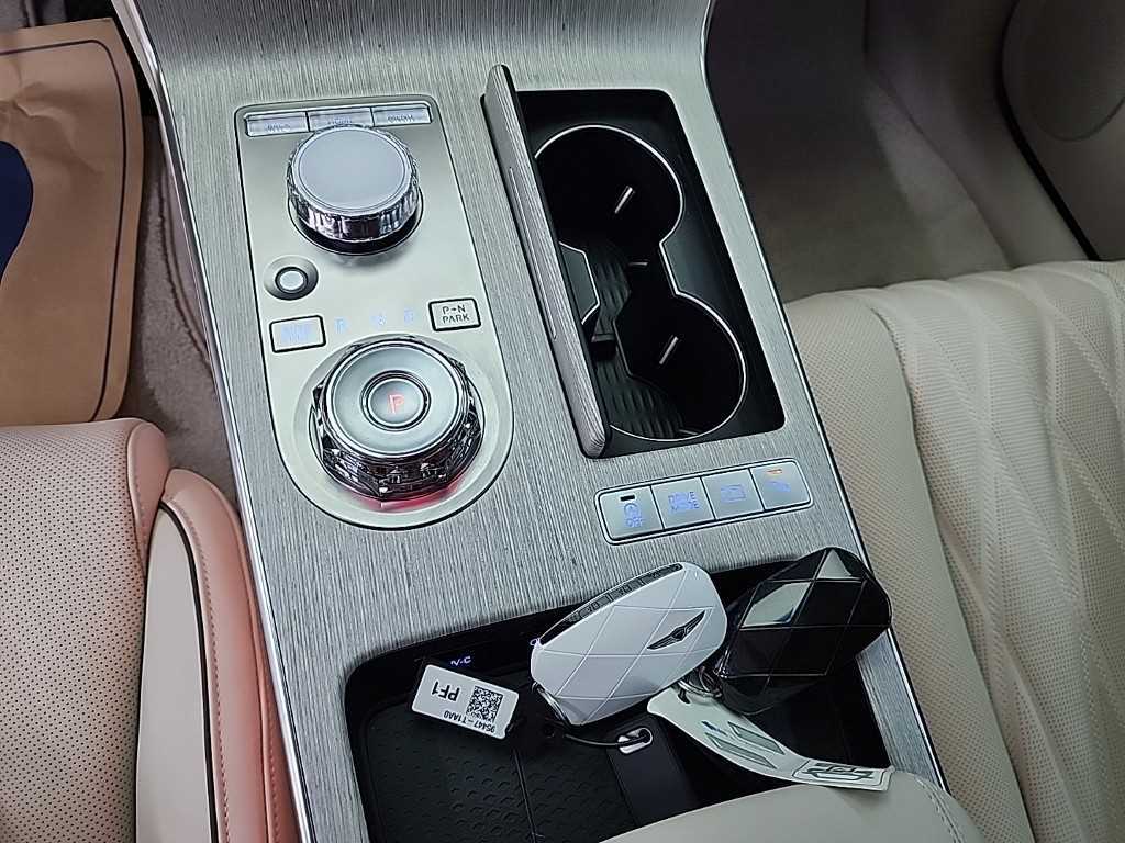 Genesis G80 - Vista 8