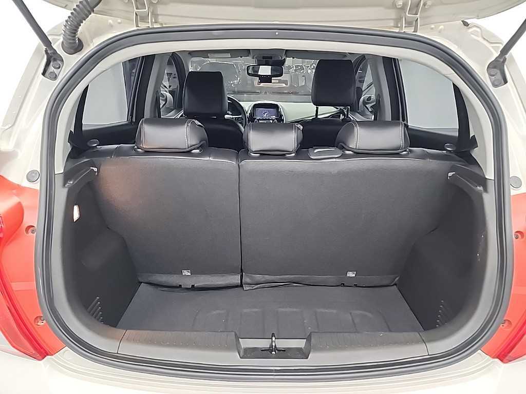 Chevrolet Spark 2018 Blanco - Importación desde Corea - HF Imports Iquique - Foto 18