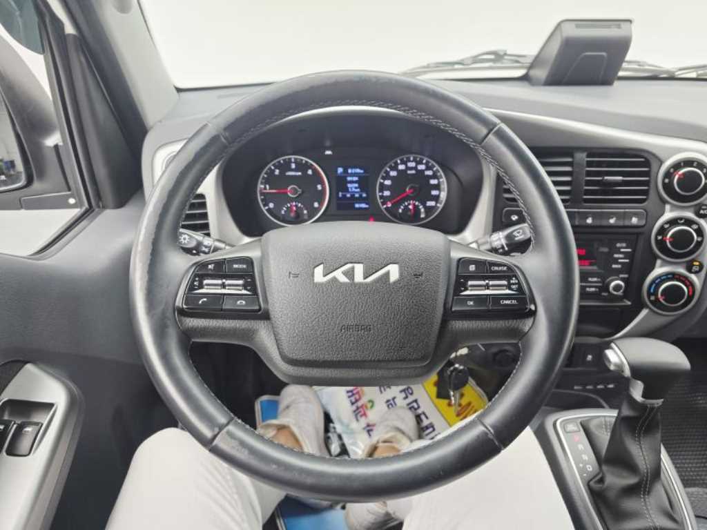 Small Truck Normal Box(High Deck) 2025 Blanco - Importación desde Corea - HF Imports Iquique - Foto 14